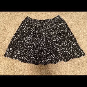 SUPER CUTE FLOWY FLOWER SKIRT!! TRENDY!!!!